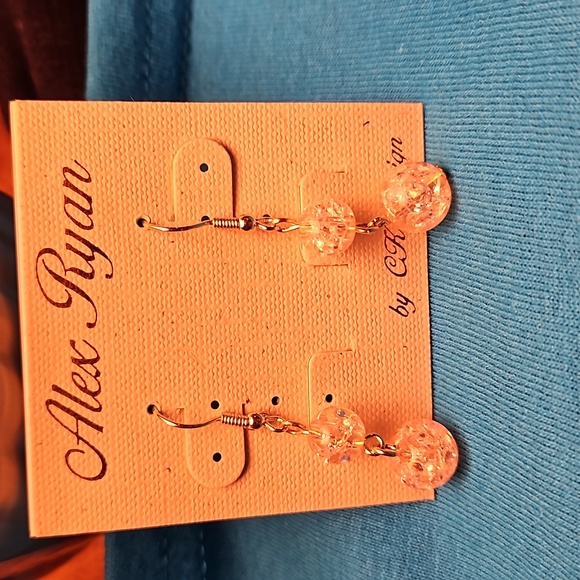 Light Pink Shimmery Necklace and Earring Set - Alex Ryan, by CK Designs - Picture 4 of 5